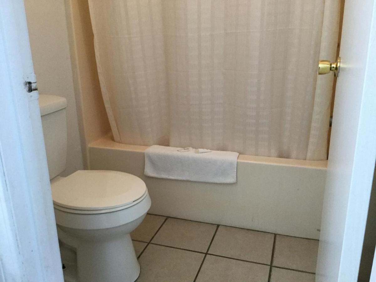 American Inn Metter Екстер'єр фото